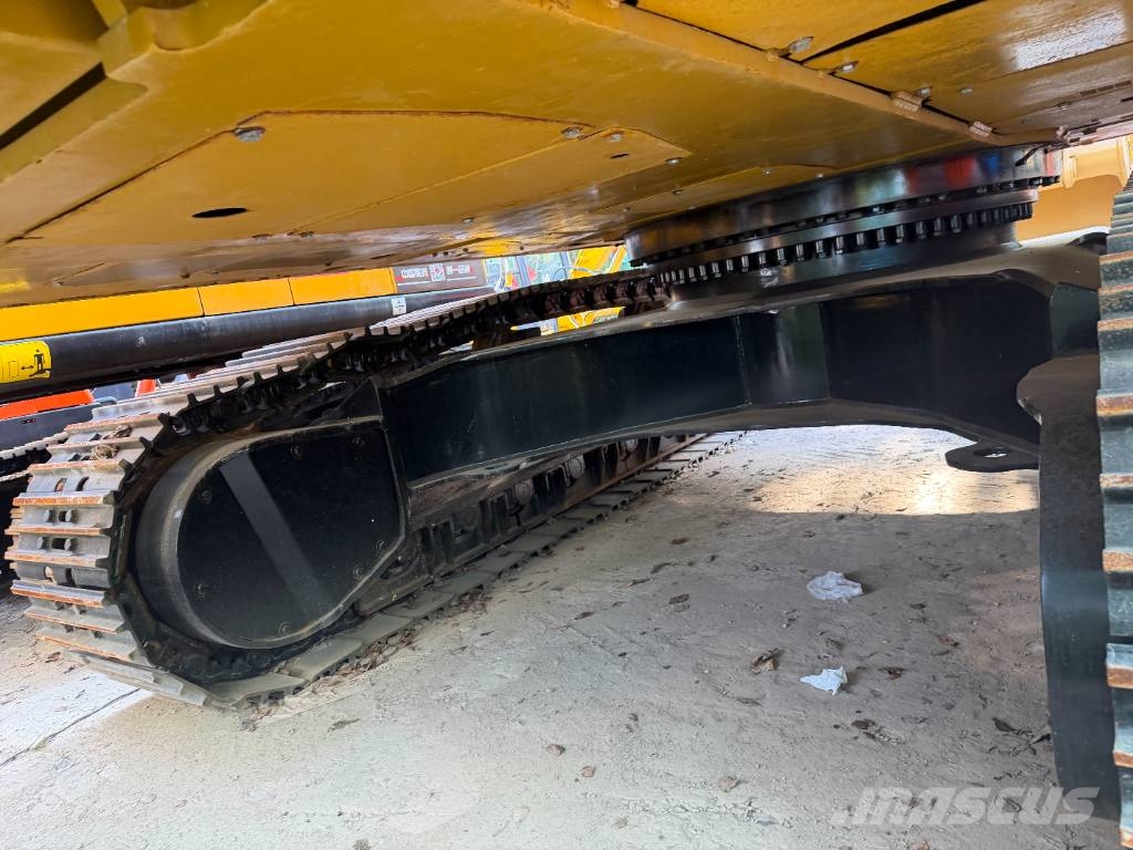 CAT 350 3000 units excavators in stock Гусеничні екскаватори