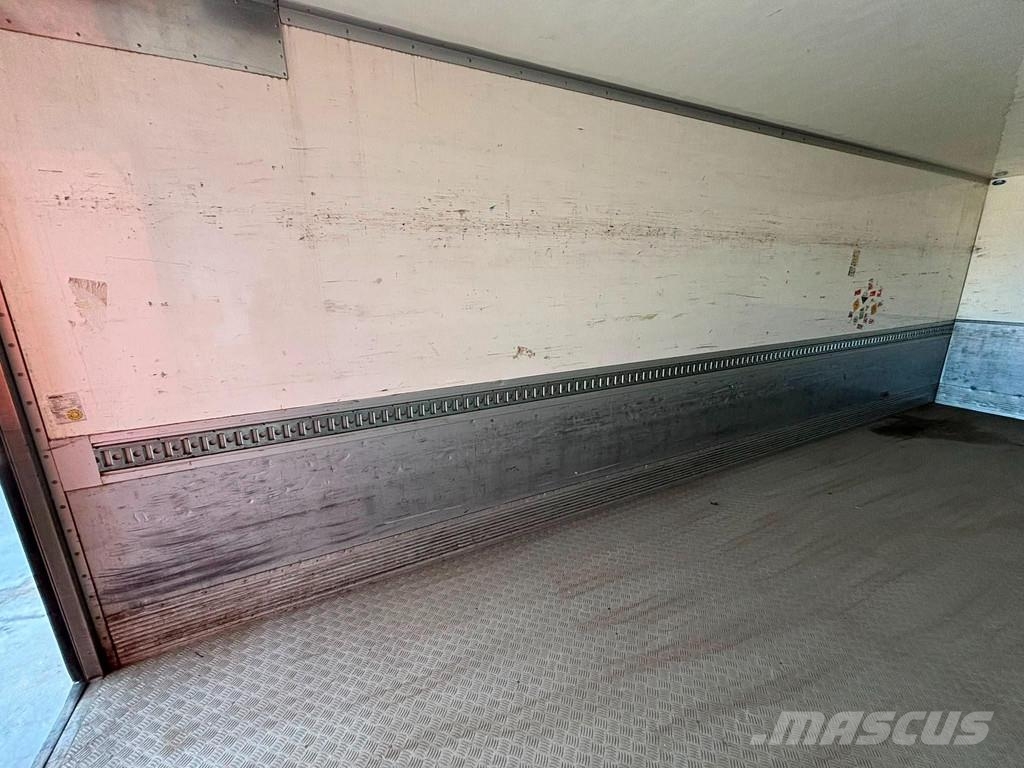 Mercedes-Benz Antos 1824 4x2 BOX L=7757 mm Camiones caja cerrada
