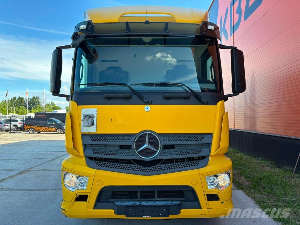 Mercedes-Benz Antos 1824 4x2 BOX L=7757 mm Camiones caja cerrada