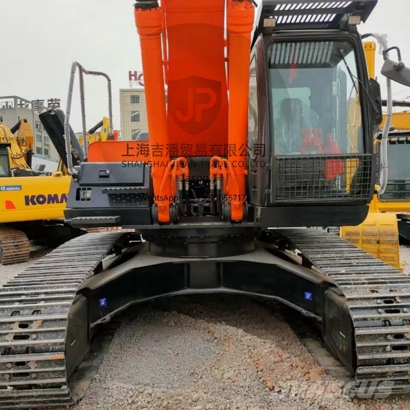 Hitachi ZX 350 Гусеничні екскаватори