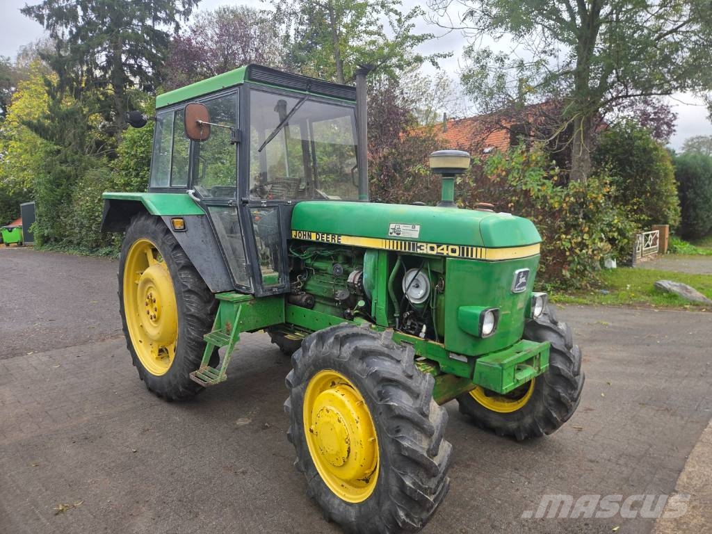 John Deere 3040 Traktory