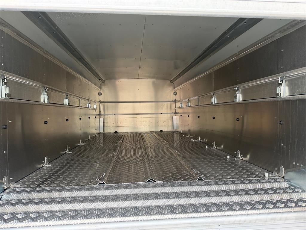 VIN 952 - IFOR WILLIAMS TA35 NEW NOT REGISTRED VIN 952 Livestock transport
