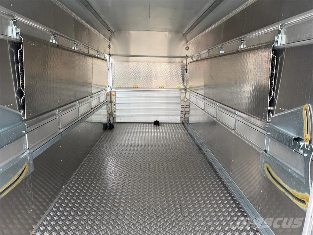 VIN 952 - IFOR WILLIAMS TA35 NEW NOT REGISTRED VIN 952 Livestock transport
