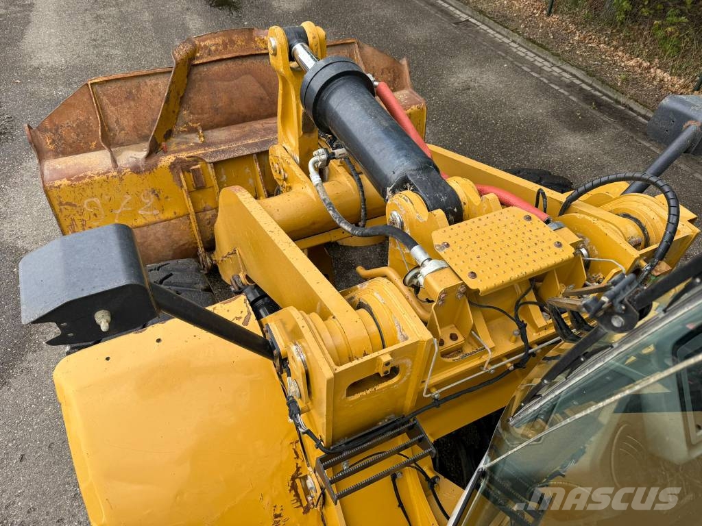 CAT 972 K Pyöräkuormaajat