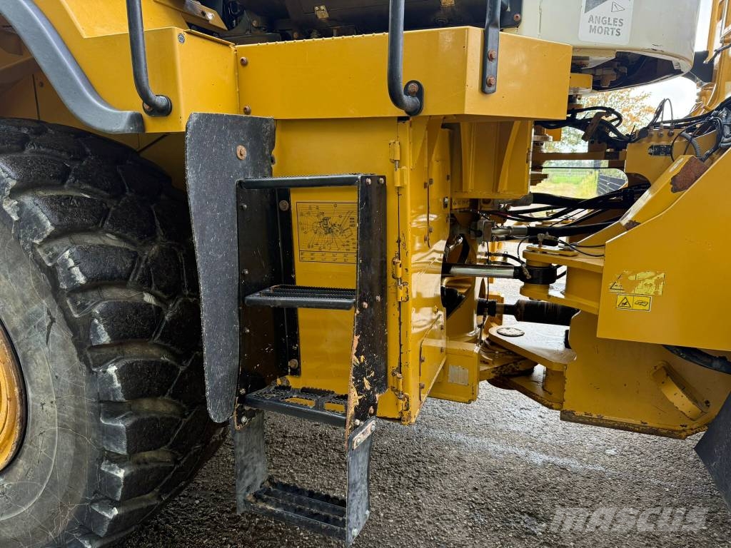 CAT 972 K Pyöräkuormaajat