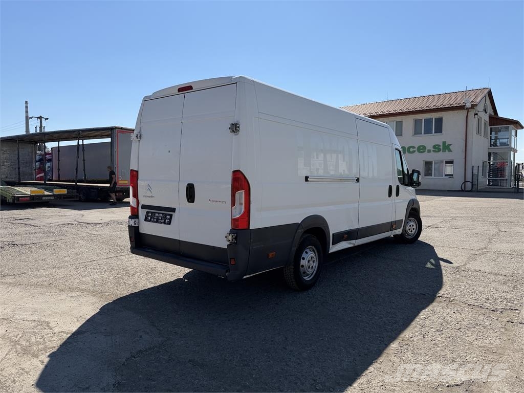 Citroën Jumper VIN 027 شاحنة مقفلة