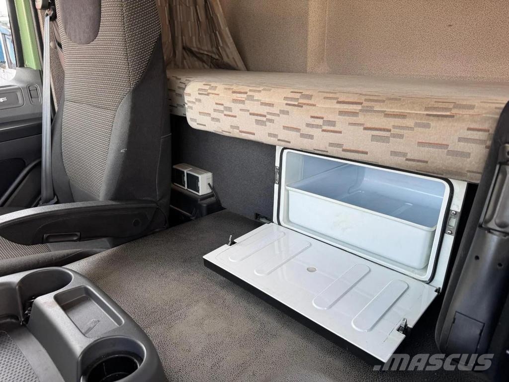 DAF CF 440 6X4 EURO 6 + HIAB 422EP-5 HIPTO + REMOTE CO Camiones de cama baja
