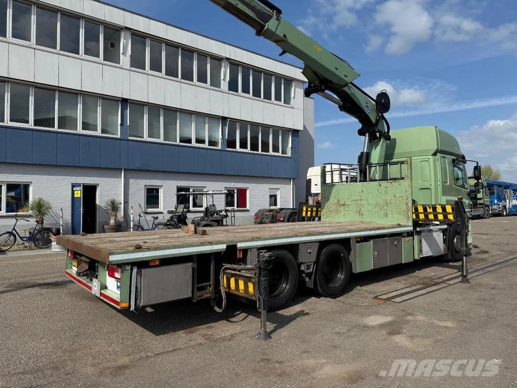 DAF CF 440 6X4 EURO 6 + HIAB 422EP-5 HIPTO + REMOTE CO Camiones de cama baja