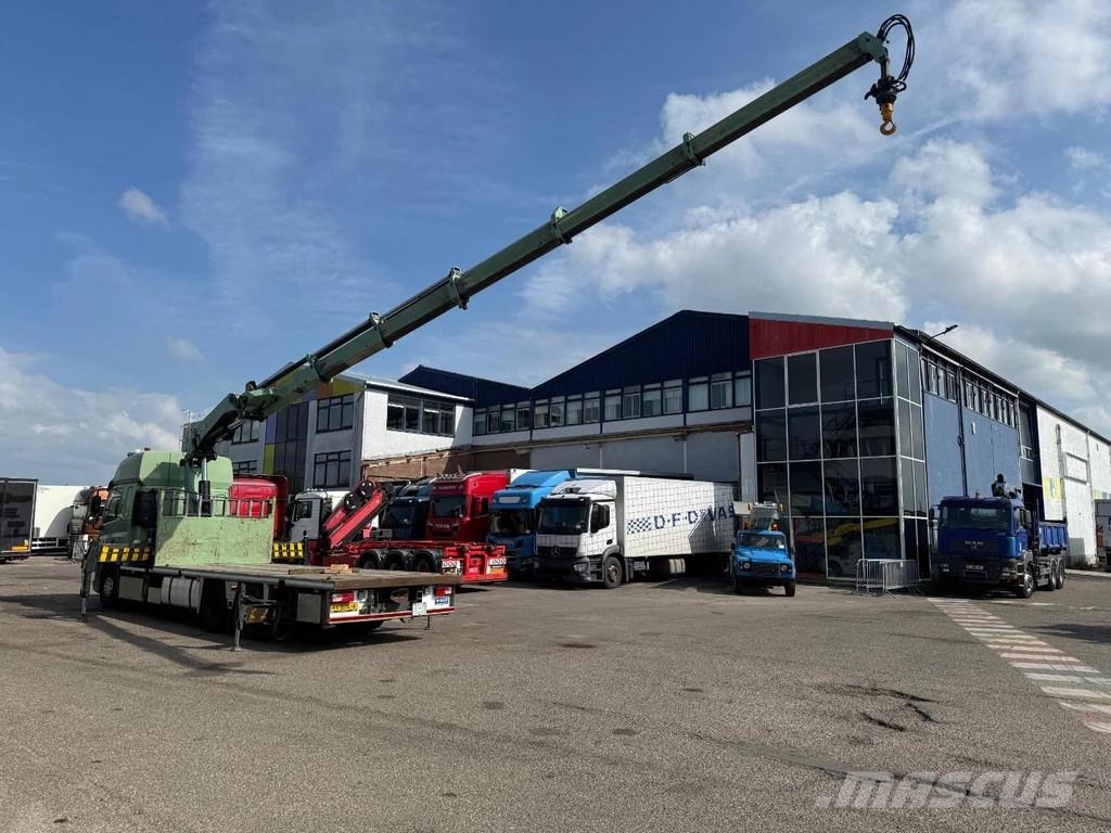 DAF CF 440 6X4 EURO 6 + HIAB 422EP-5 HIPTO + REMOTE CO Camiones de cama baja