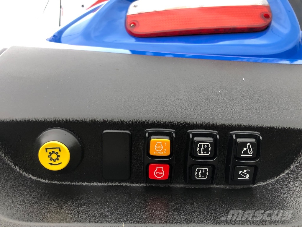 New Holland T7.245 PLMi Traktorok