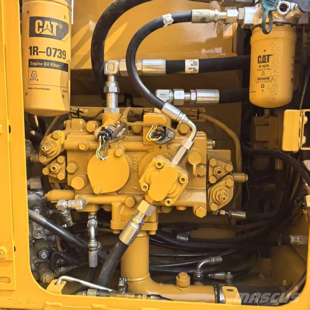 CAT 312 D 2 حفارات وسط 7 طن - 12 طن