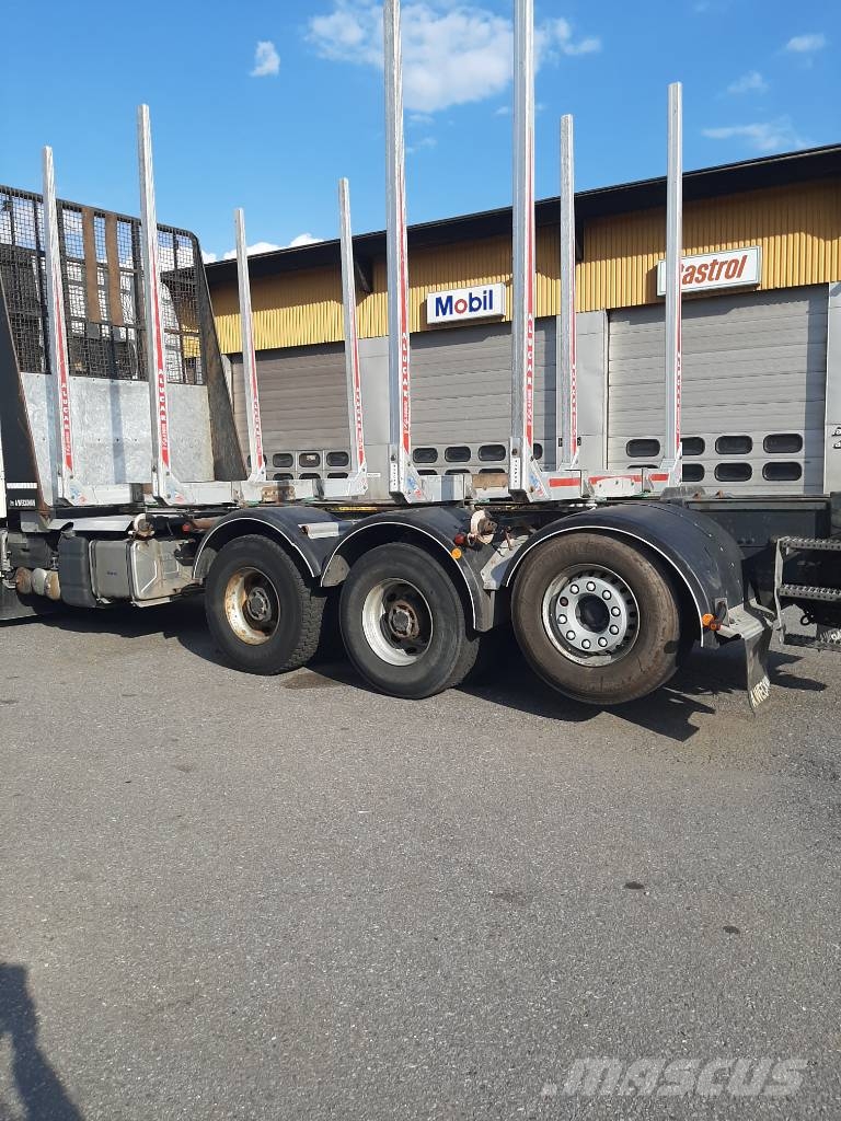 Volvo FH 16 Puuautot