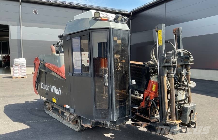 Ditch Witch JT 24 Horizontal Directional Drilling Equipment