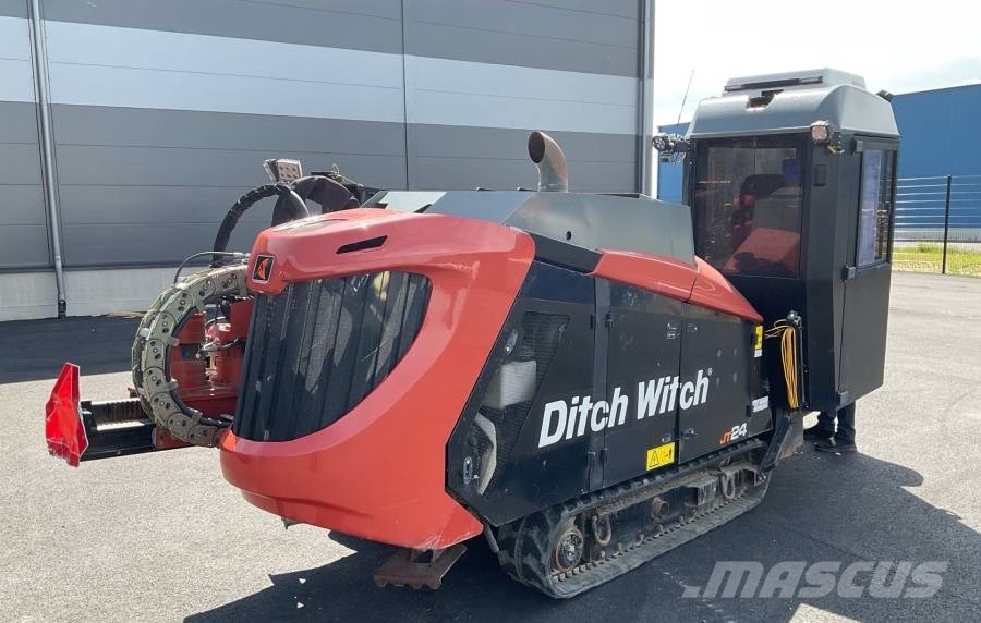 Ditch Witch JT 24 Horizontal Directional Drilling Equipment