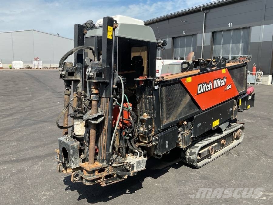 Ditch Witch JT 24 Horizontal Directional Drilling Equipment