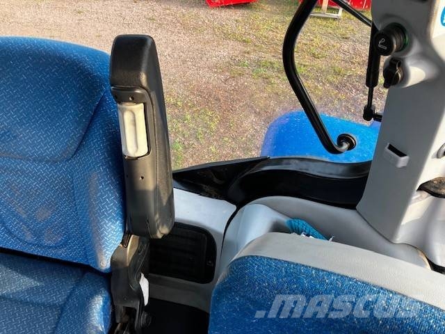 New Holland T 7.200 PC Трактори