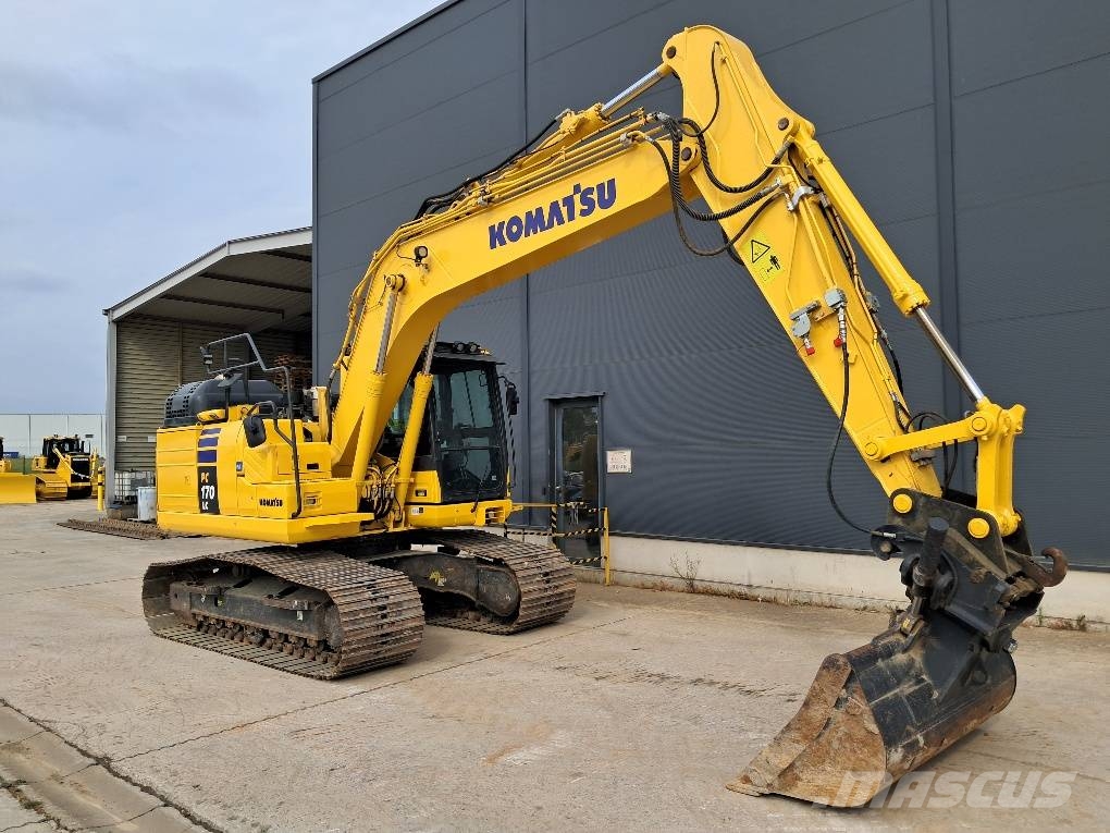 Komatsu PC170LC-11 حفارات زحافة