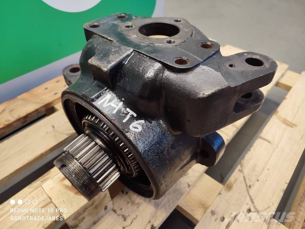 Steering knuckle 84196944 Hub 140614 New Holland T 轴