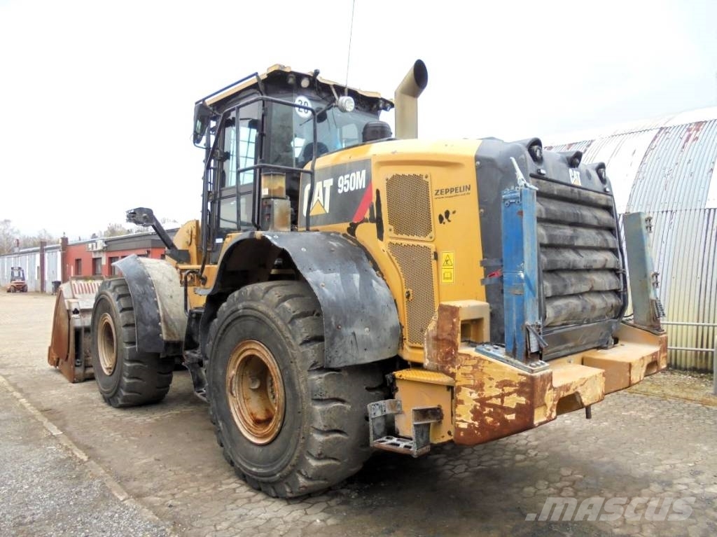 CAT 950 M Kolesni nakladalci