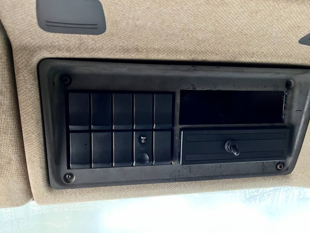Renault PREMIUM 320.19 SECMAIR Slamsugere