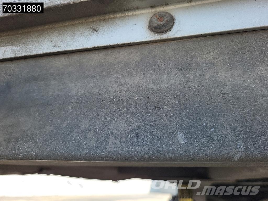 Schmitz Cargobull SCB*S3T 3 axles Sliding Roof نصف مقطورات بباب جانبي