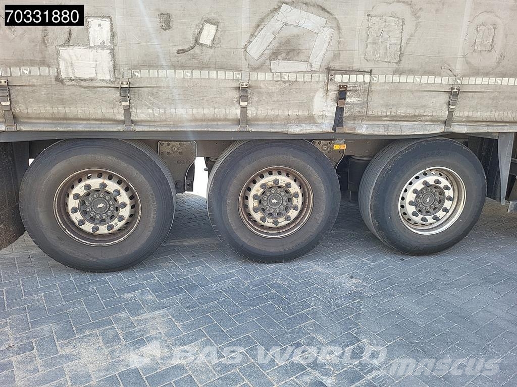 Schmitz Cargobull SCB*S3T 3 axles Sliding Roof نصف مقطورات بباب جانبي