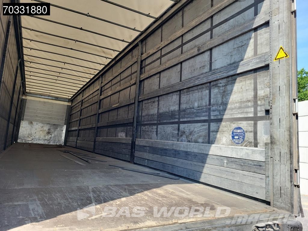 Schmitz Cargobull SCB*S3T 3 axles Sliding Roof نصف مقطورات بباب جانبي