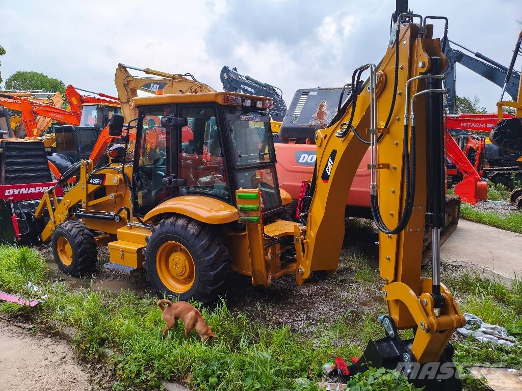CAT 426F Rovokopači