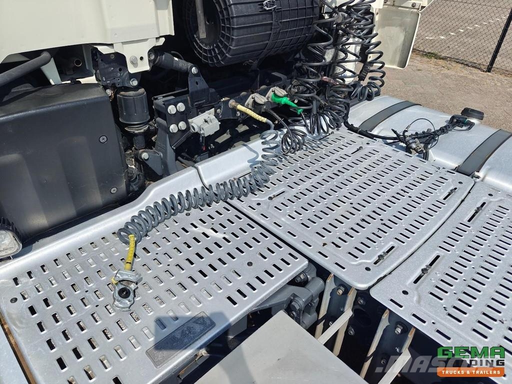DAF CF 480 FTG 6x2/4 SpaceCab Euro6E - Standalone air Влекачи