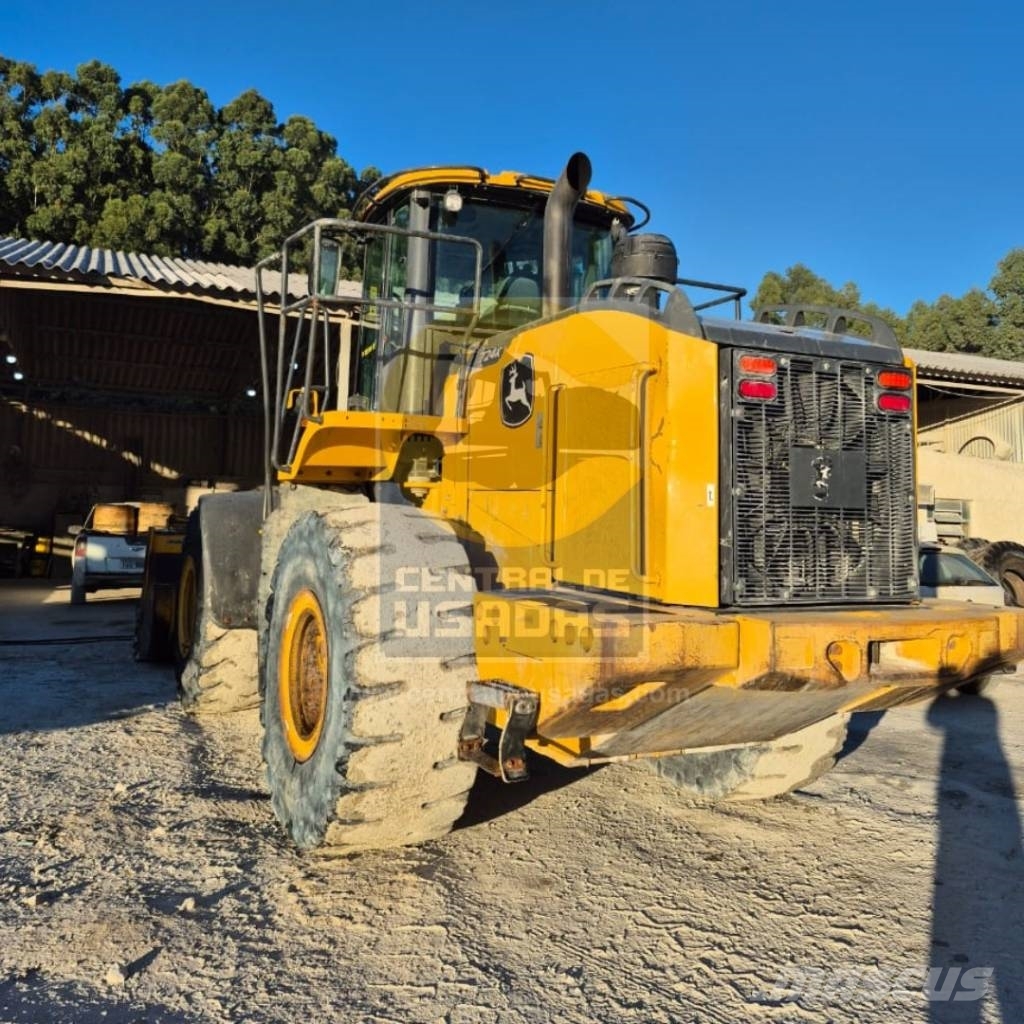 John Deere 724 K Kolesové nakladače