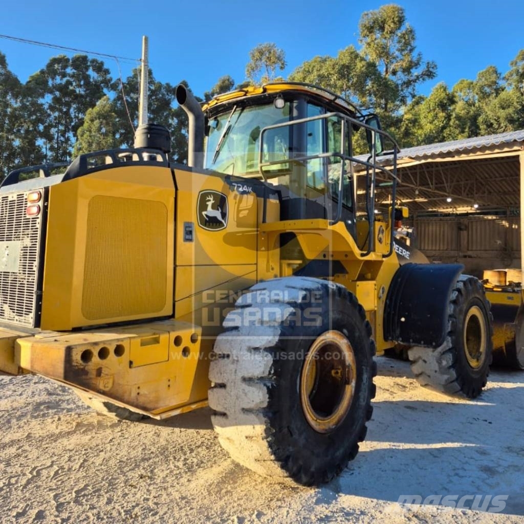 John Deere 724 K Kolesové nakladače