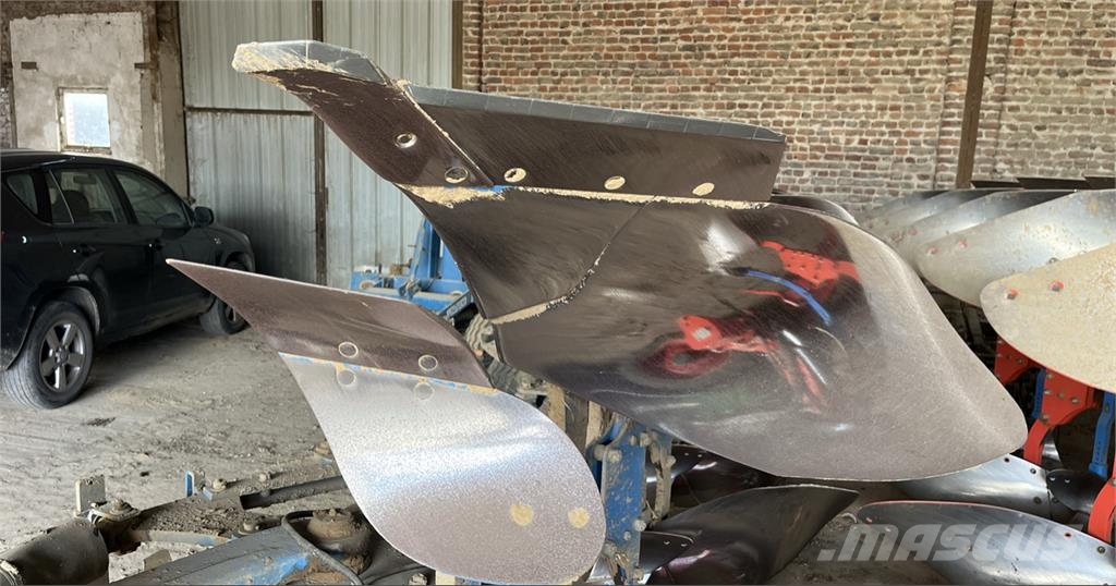 Lemken Juwel 8 Charruas convencionais