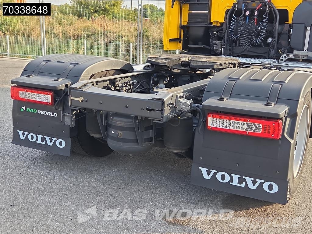 Volvo FH 460 4X2 Globe Mega 2x Tanks I-ParkCool Navi ACC 牵引车