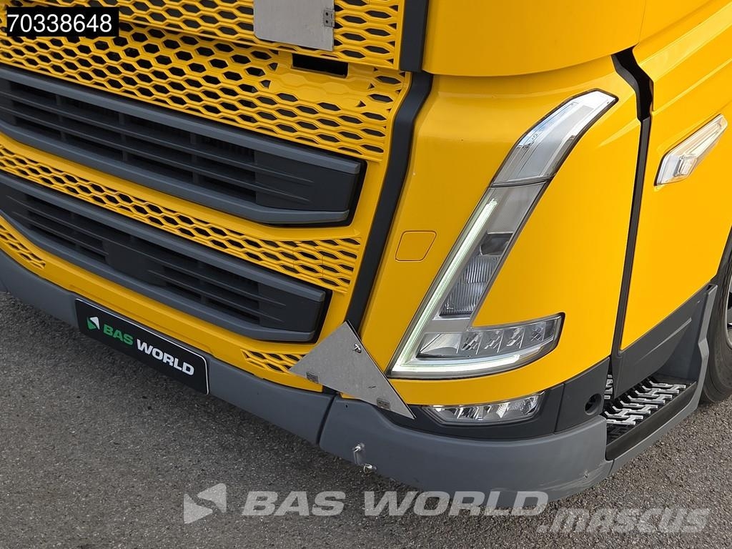 Volvo FH 460 4X2 Globe Mega 2x Tanks I-ParkCool Navi ACC 牵引车
