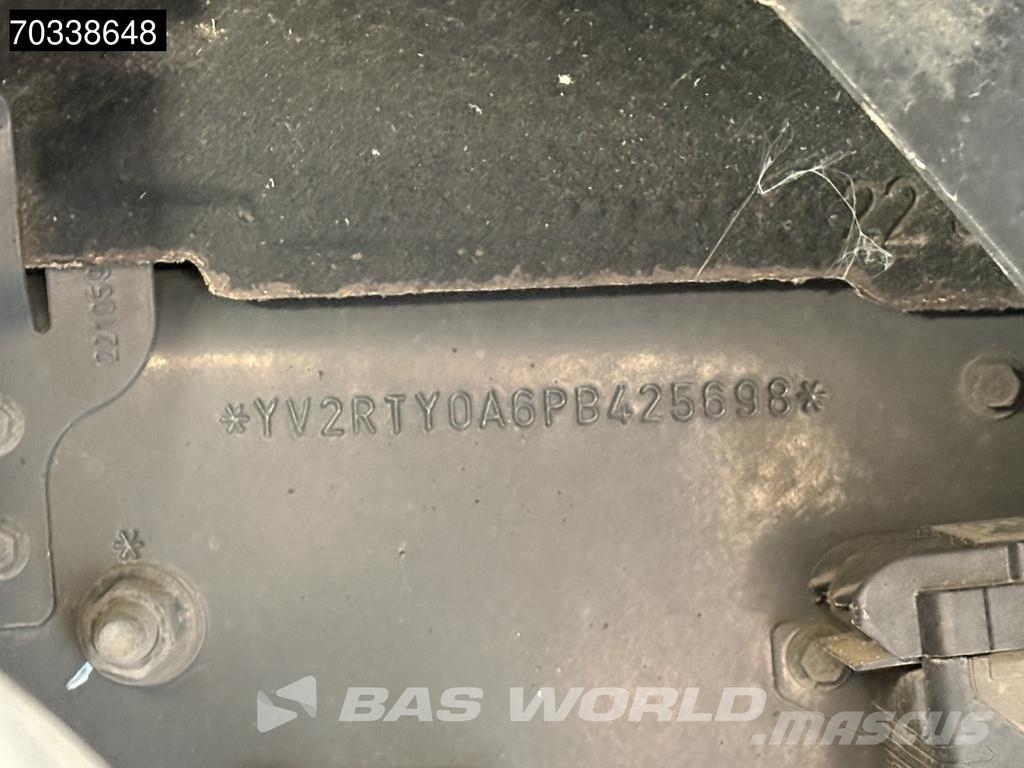 Volvo FH 460 4X2 Globe Mega 2x Tanks I-ParkCool Navi ACC 牵引车