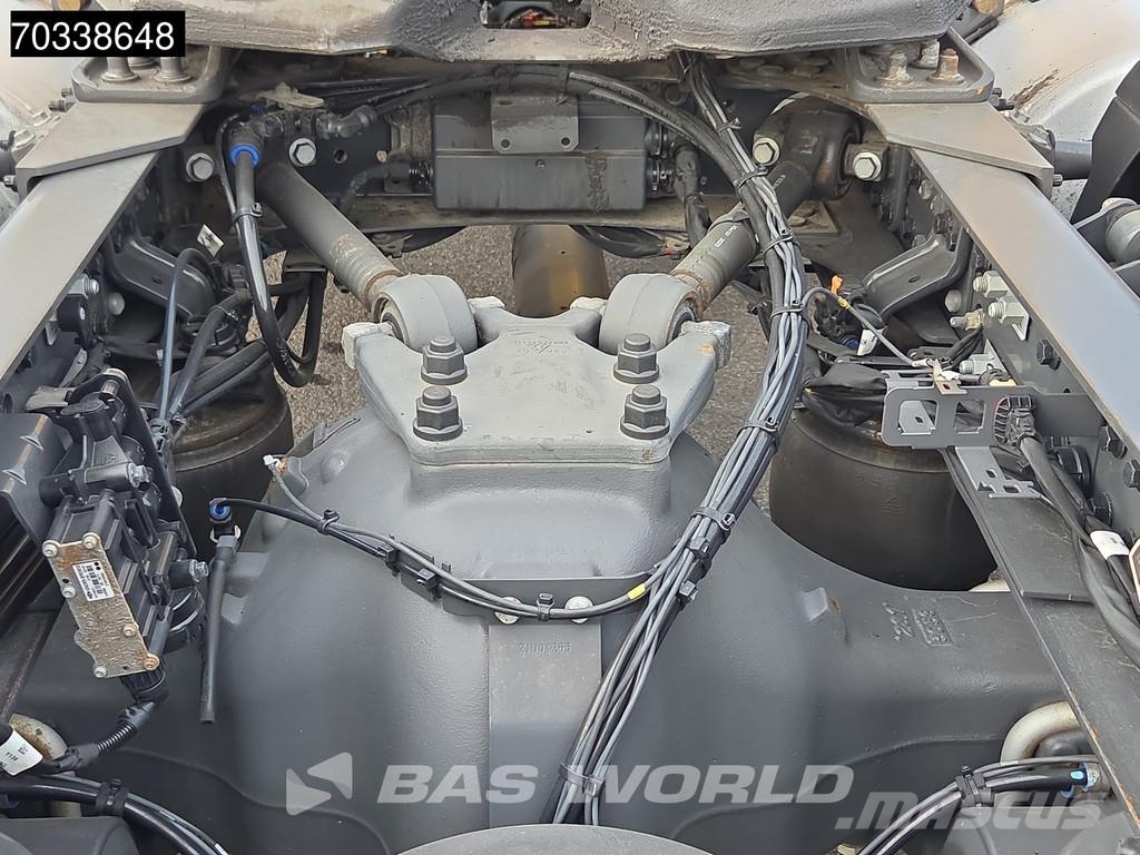 Volvo FH 460 4X2 Globe Mega 2x Tanks I-ParkCool Navi ACC Vilcēji