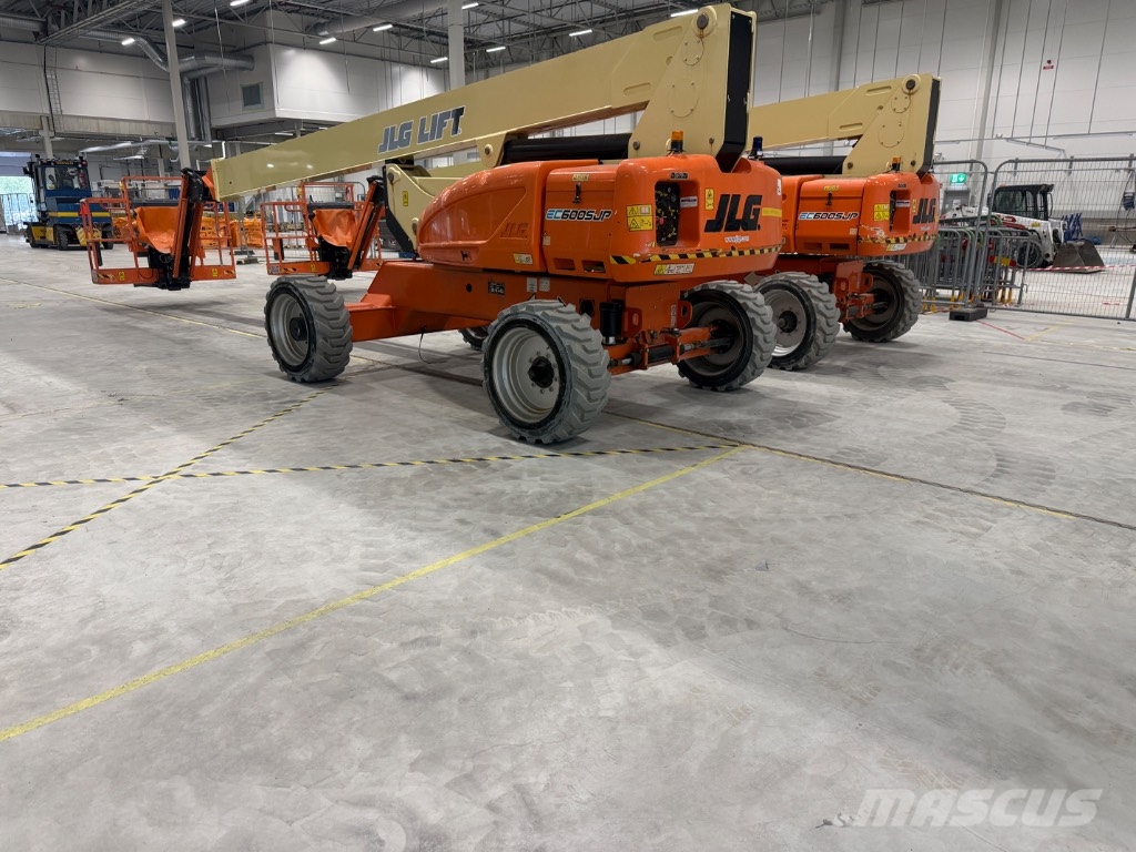 JLG E600 Telescoophoogwerkers