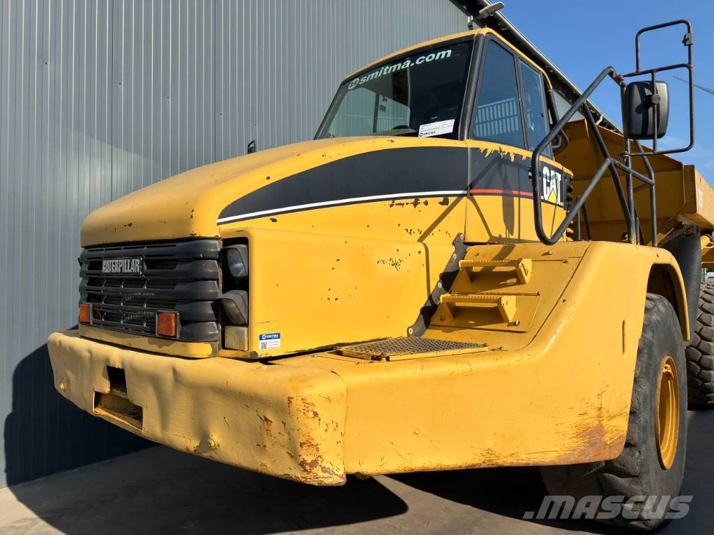 CAT 735 Knik dumptrucks