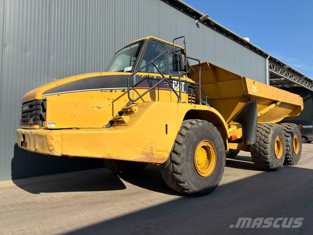 CAT 735 Knik dumptrucks