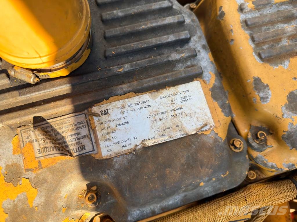 CAT 735 Knik dumptrucks