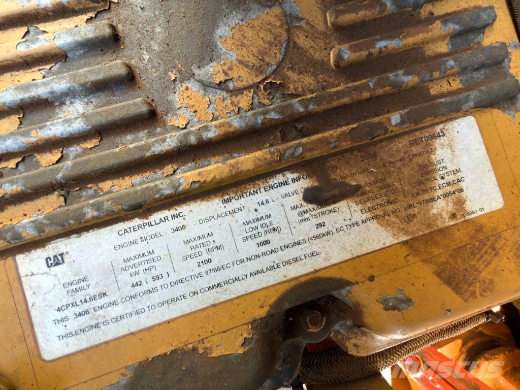 CAT 735 Knik dumptrucks