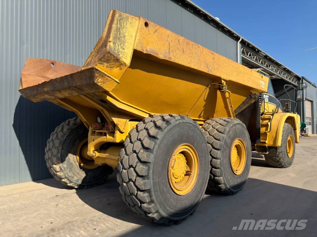 CAT 735 Knik dumptrucks