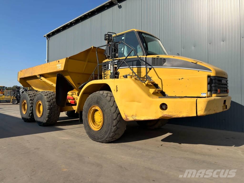 CAT 735 Knik dumptrucks