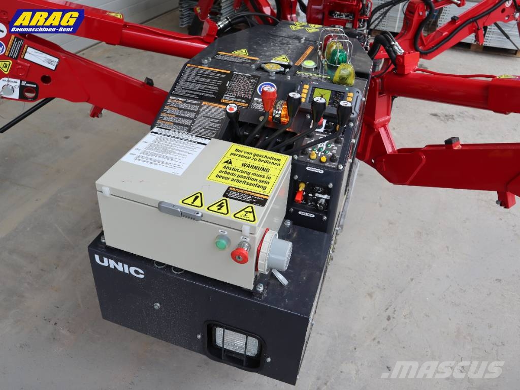 Unic URW 295 رافعات مجنزرة