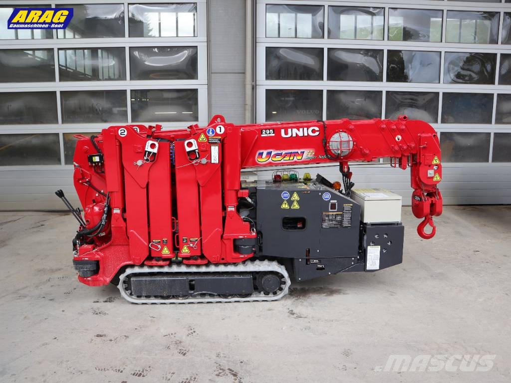 Unic URW 295 رافعات مجنزرة