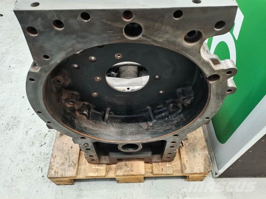 Fendt 933 Vario  oil pan TCD 2013 L06 4V} Motoren