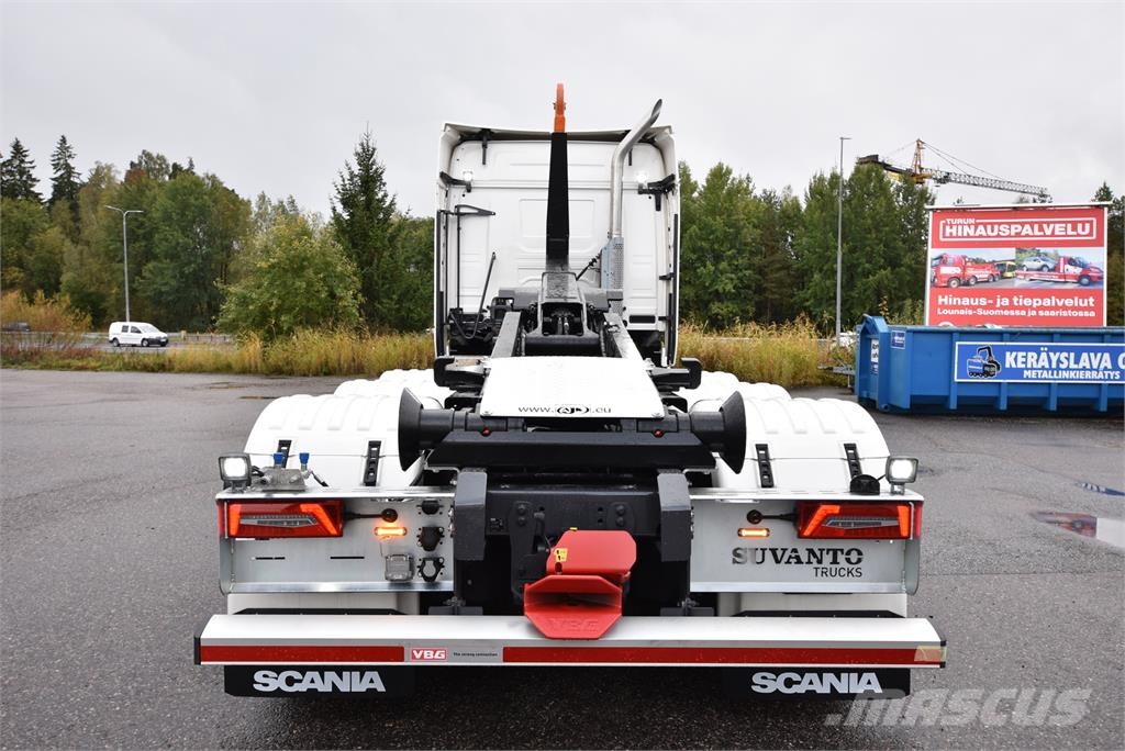 Scania R590 8X4 شاحنات الرافعات الخطافية