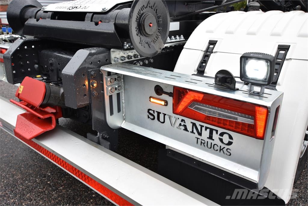 Scania R590 8X4 شاحنات الرافعات الخطافية