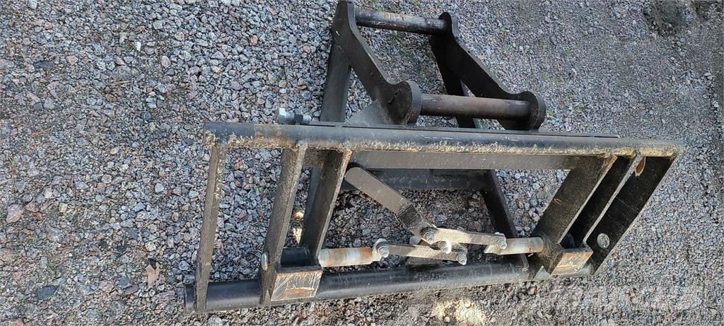 Lännen 8600 E Sensodrive Kaivurikuormaajat