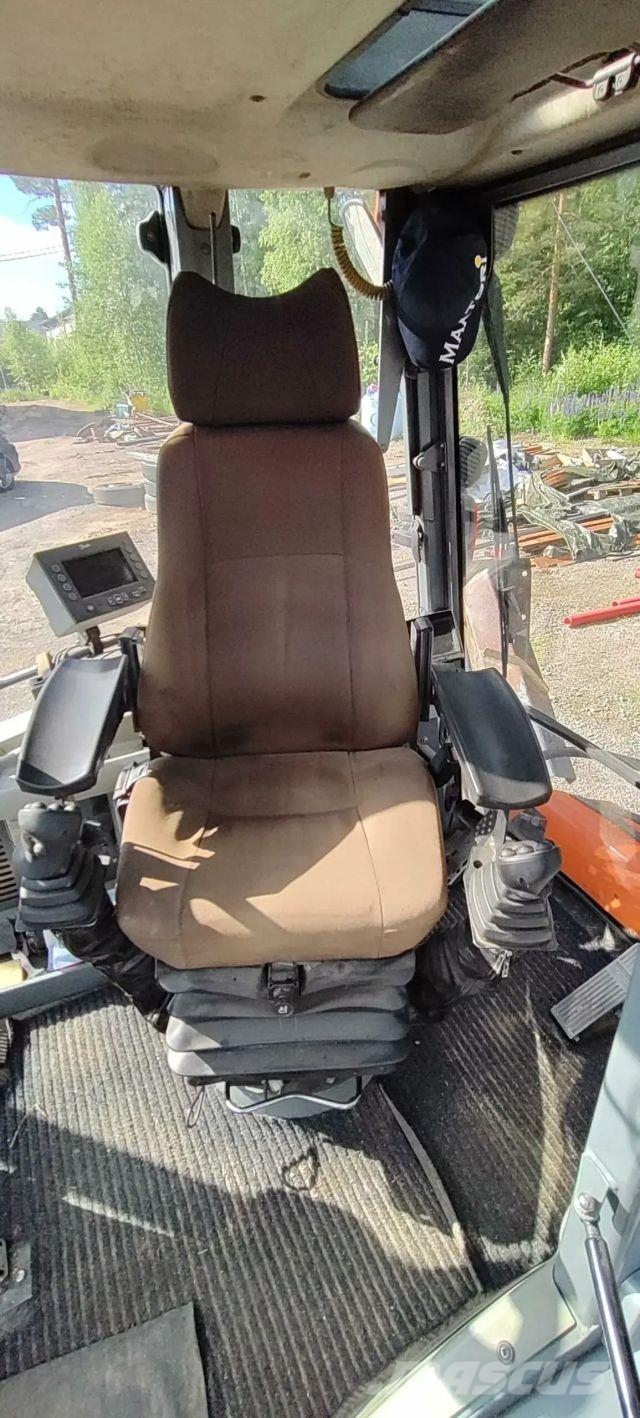 Lännen 8600 E Sensodrive Kaivurikuormaajat